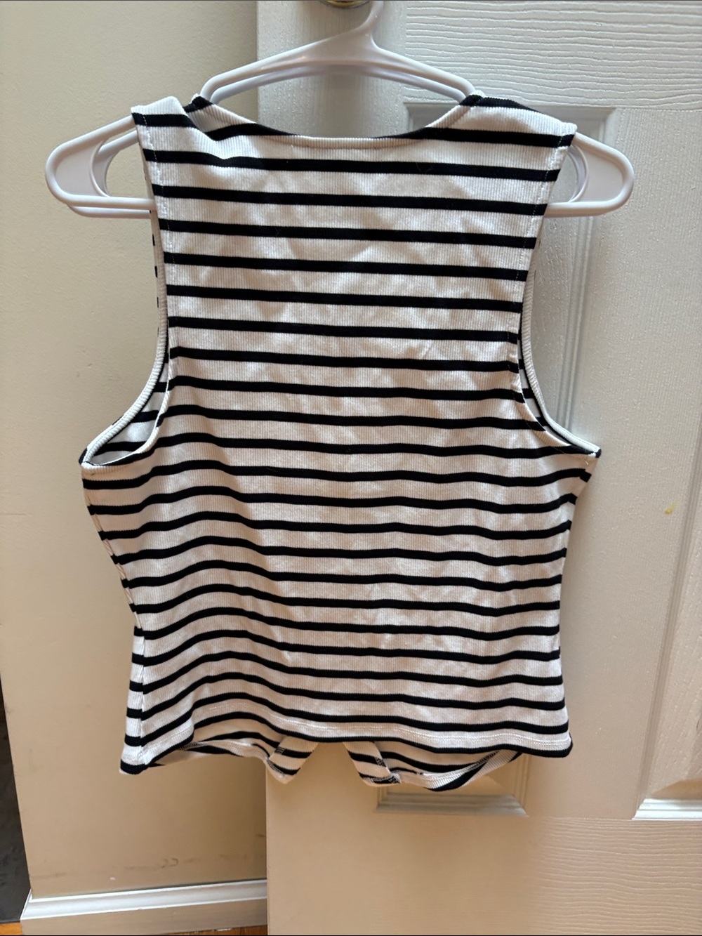 Caroline constas Vest  ribbed Black & White Striped Button-Front NWT medium - Picture 8 of 8